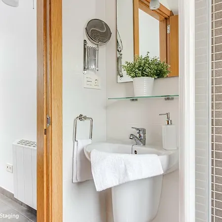 Playa De Quenxe Corcubión